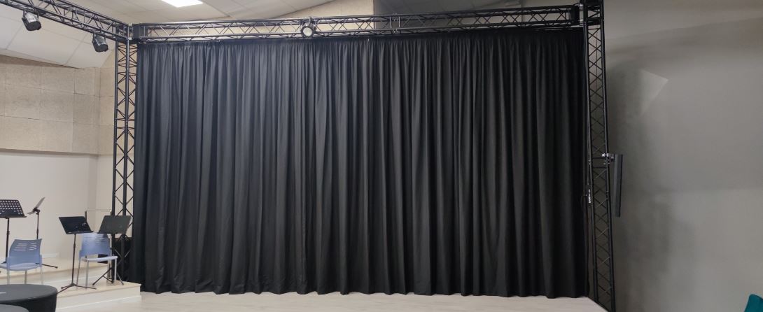 Tejidos para auditorios y teatros