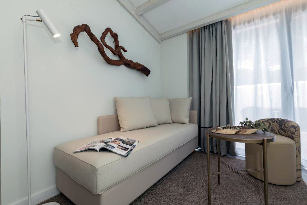 Proyecto Hotel Encinar: lujo silencioso y bienestar a través de los tejidos contract