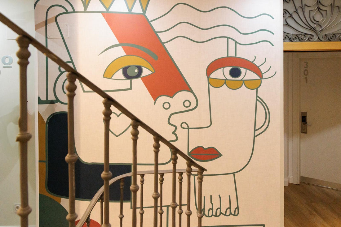 Revestimientos Wallcover en zonas de mucho tránsito: proyecto en Apartamentos Blume, Madrid