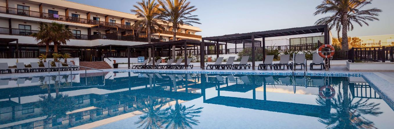 Cabo de gata, un hotel en el paraíso